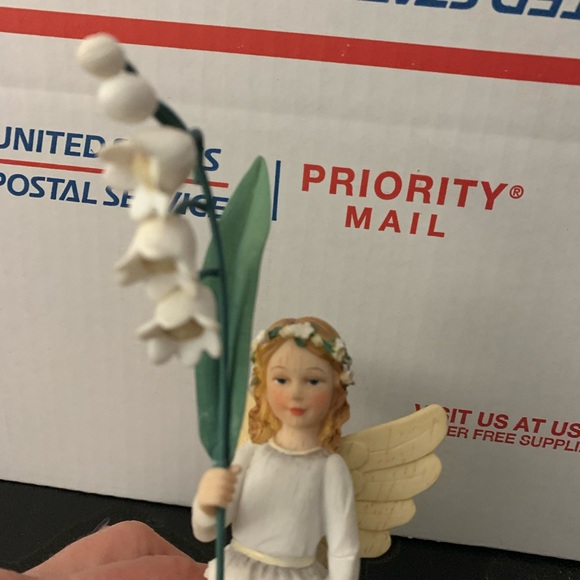 Angels 😇 - Picture 5 of 6